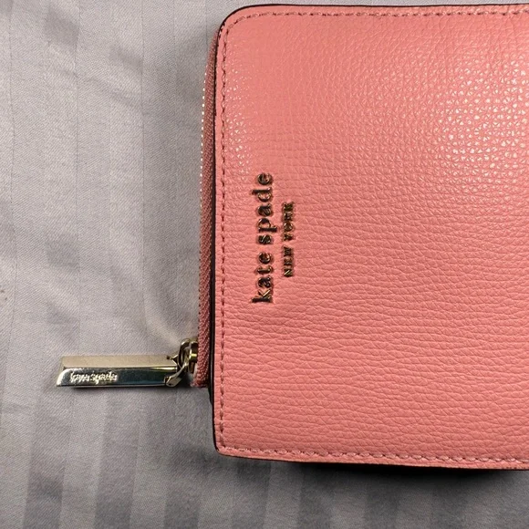 Pink Kate Spade Wallet - Picture 4 of 7